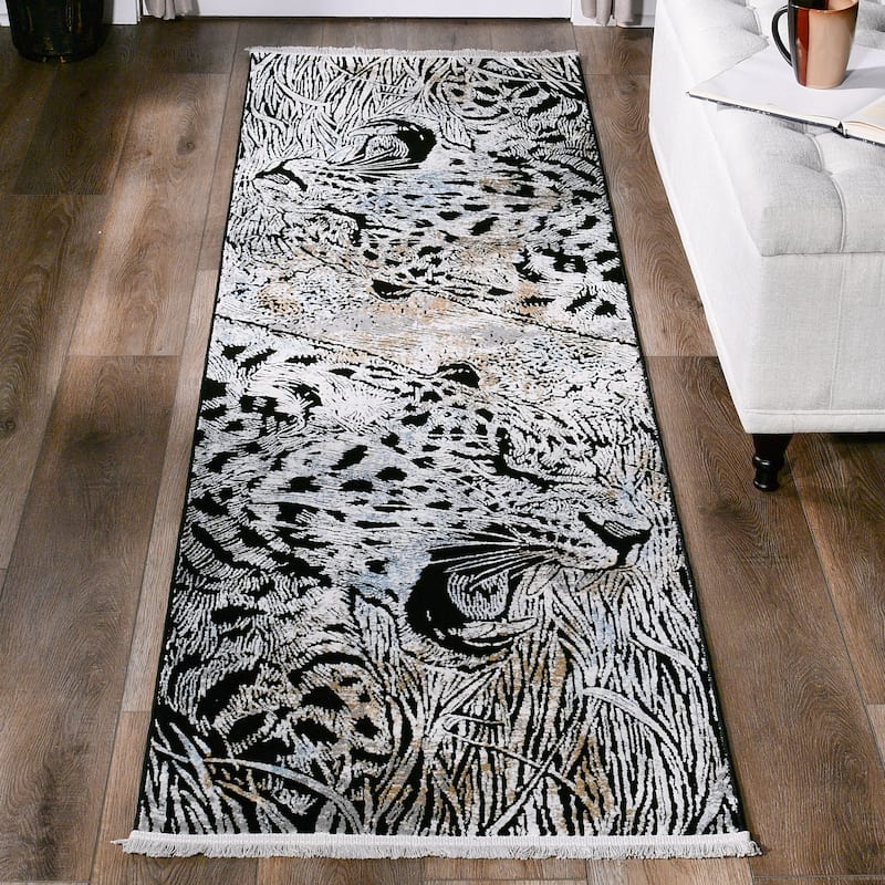 Xanthos Collection Black/Light Grey Area Rug