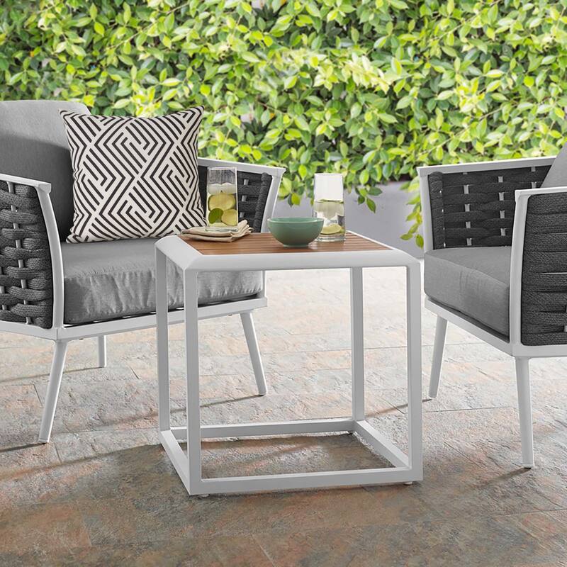 Sevita Geometric Maze Indoor/Outdoor Throw Pillow