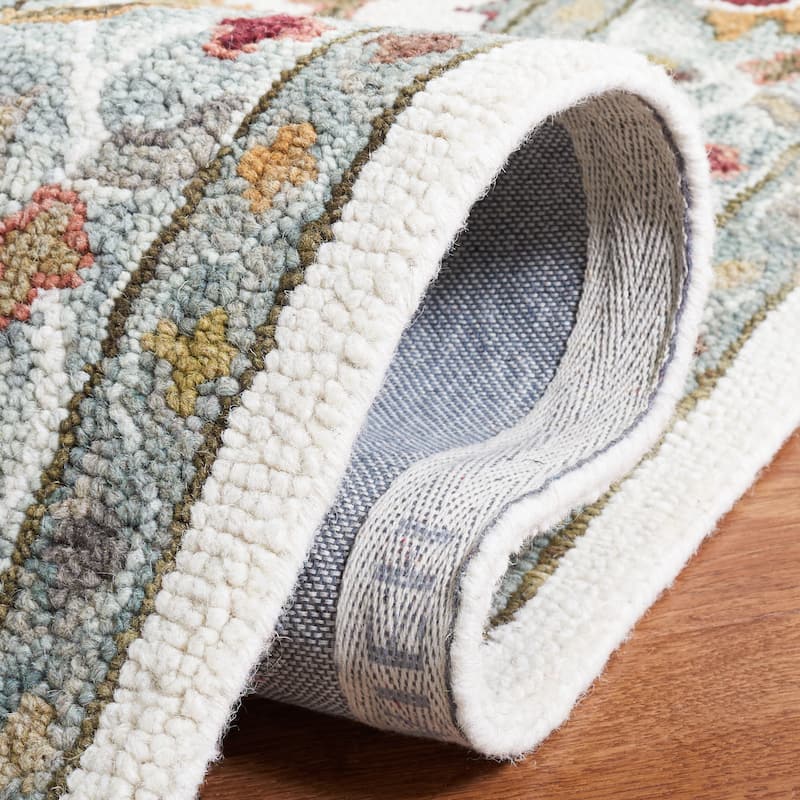 SAFAVIEH Handmade Aspen Kuna Boho Wool Rug