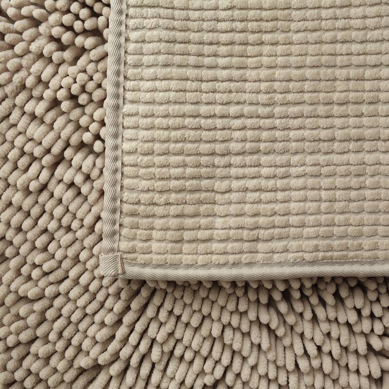 Totti Havana Beige Microfiber Chenille 19.6" x 31.5" Bathroom Mat