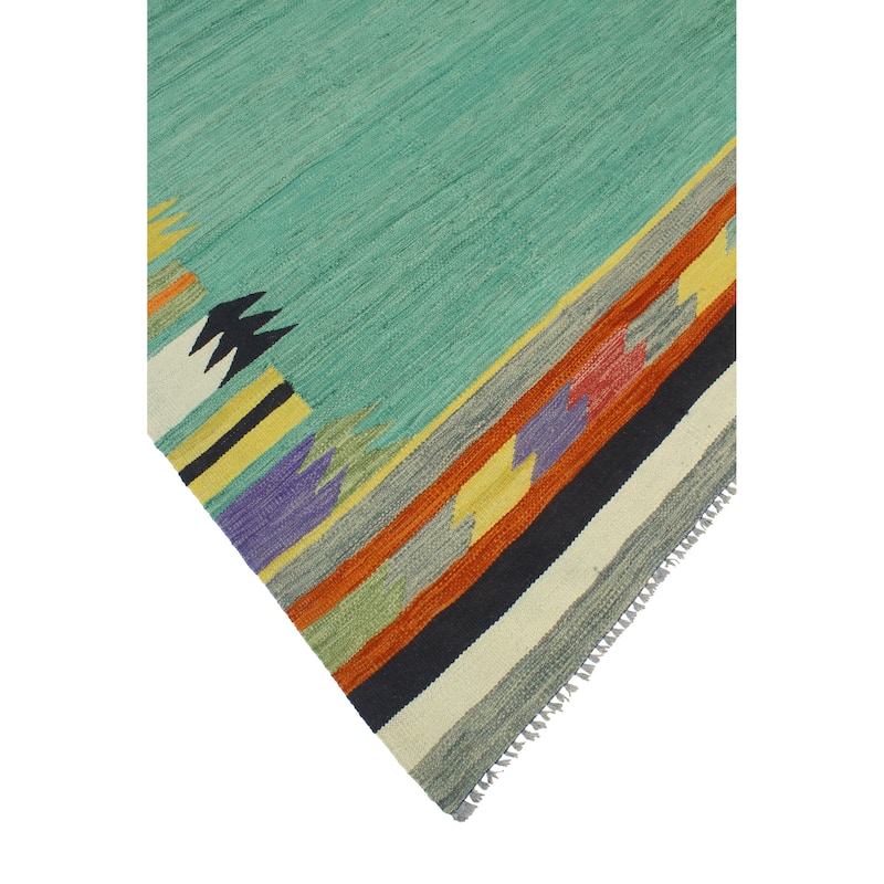 Modern Flatweave Raja Green/Black Rug - 5'9" x 7'11"