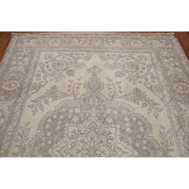 Hand Knotted Oriental 100% Wool Carpet Traditional Medallion Beige & Ivories Tabriz Area Rug - 9' 5'' X 6' 3''