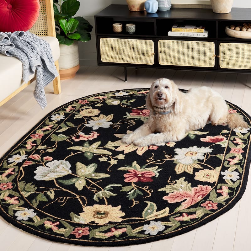 SAFAVIEH Handmade Chelsea Yauhenia French Country Floral Wool Rug