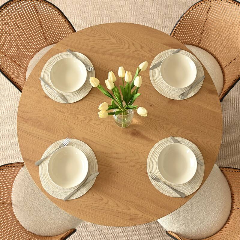 42" Round Pedestal Dining table