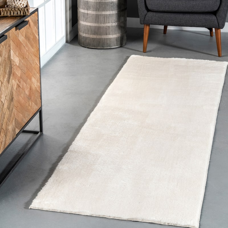 Nuloom Loni SuperiorWash Solid Machine Washable Shag Area Rug - 2' 6" x 10' - White - Runner