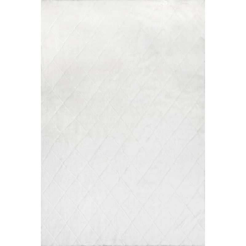 Nuloom Amy SuperiorWash Casual Faux Rabbit Machine Washable Area Rug