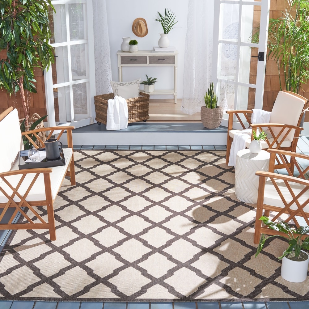 SAFAVIEH Beach House Petrona Indoor/ Outdoor Waterproof Patio Backyard Rug