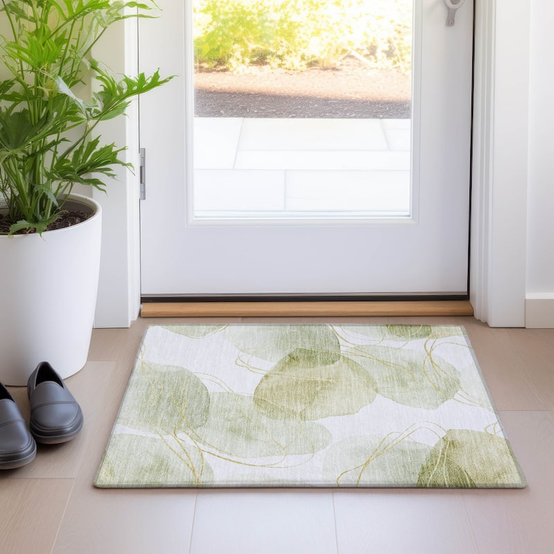 Machine Washable Indoor/ Outdoor Modern Circles Chantille Rug - Green - 1'8" x 2'6"