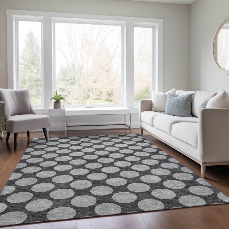 Machine Washable Indoor/ Outdoor Polka Dots Chantille Rug