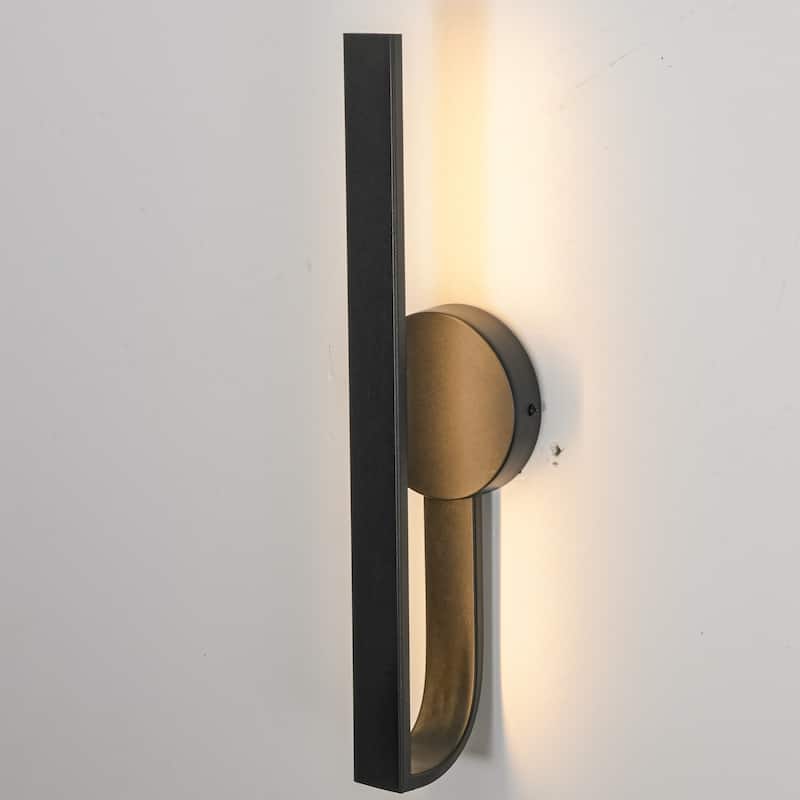 18.3" Modern Black Outdoor Wall Light - 8W 3000K Warm Light, IP54 Waterproof Linear Fixture for Patio & Porch
