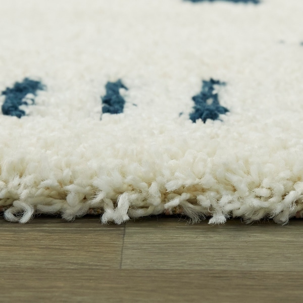Carson Carrington Global Indoor Polypropylene Area Rug