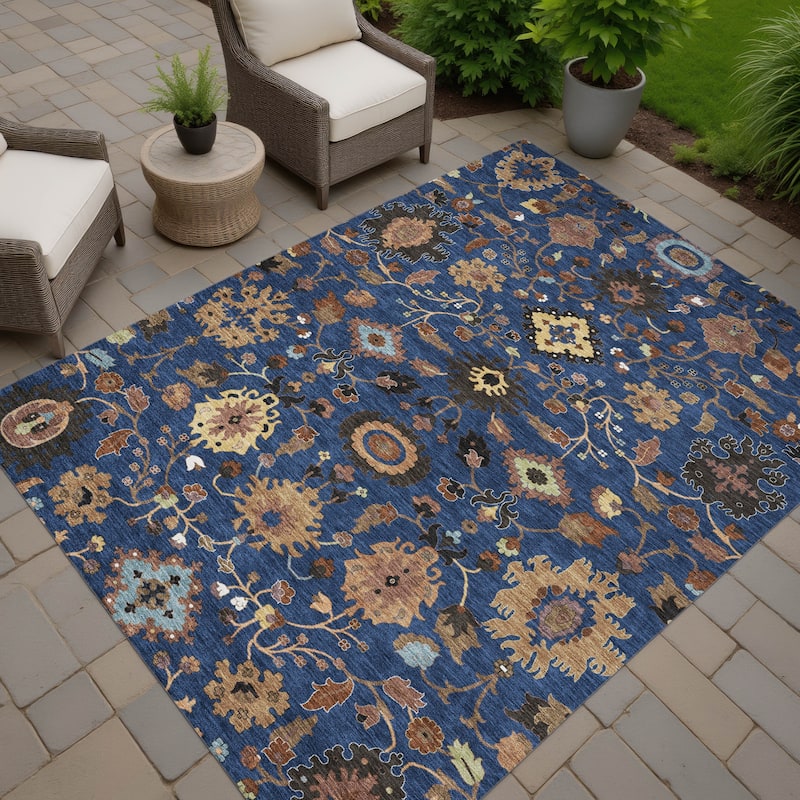 Machine Washable Indoor/ Outdoor Traditional Marci Chantille Rug