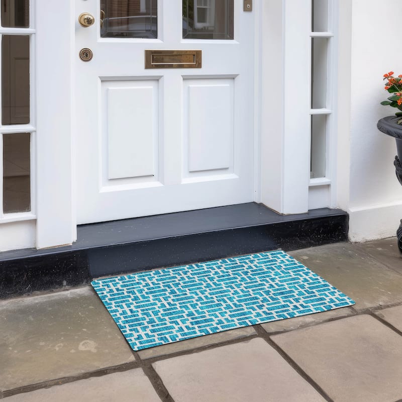 Machine Washable Indoor/ Outdoor Chantille Contemporary Geo Rug - Turquoise - 1'8" x 2'6"