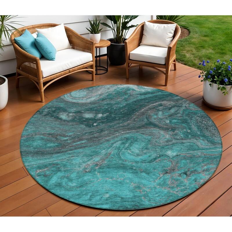 HomeRoots Abstract Transitional Rectangle Outdoor Rug - 8' Round