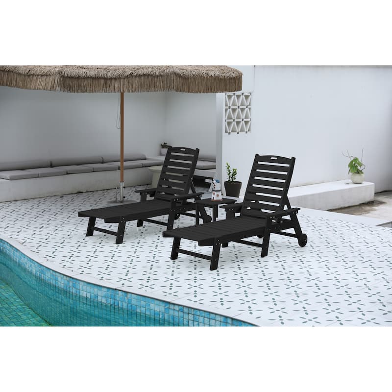 Lounge Chair with Side Table
