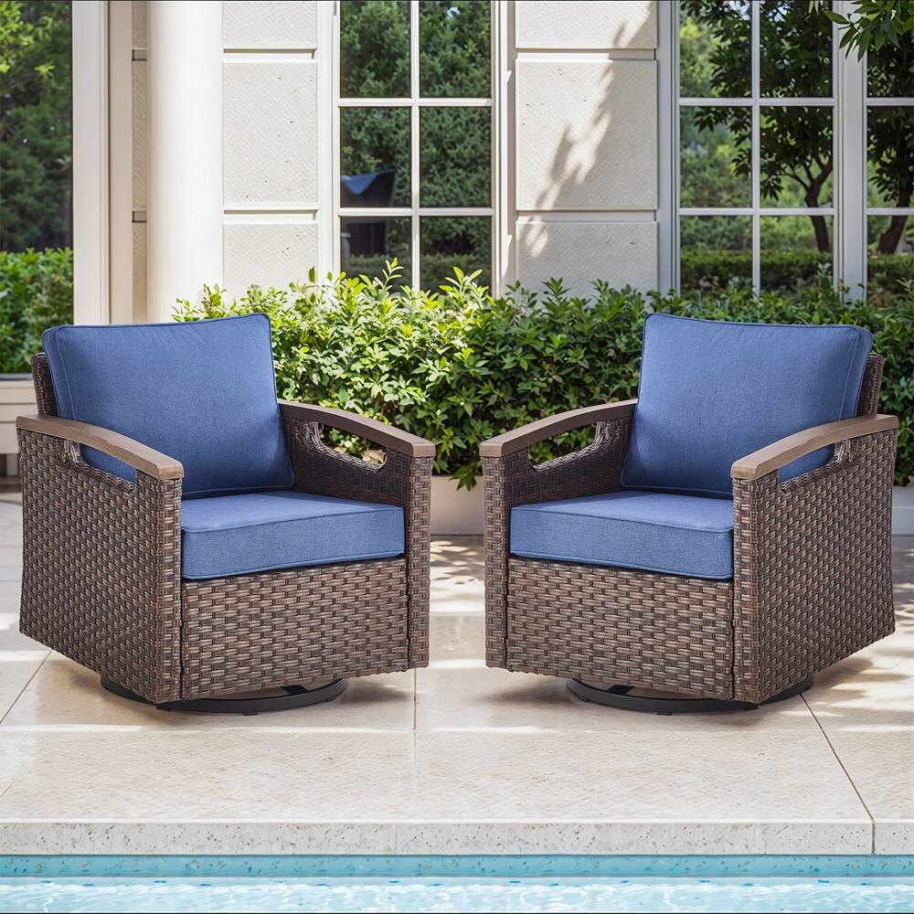 360° Swivel Outdoor Rattan Chair with Thickened Cushion