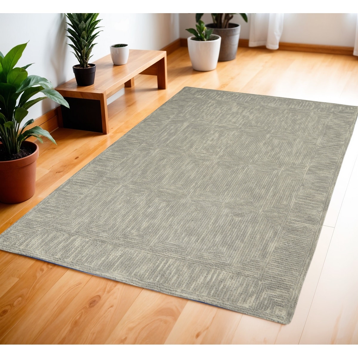 Dujo Power Loomed Geometric Modern Soft Area Rug By HomeRoots - 69' X '45' X '0.5
