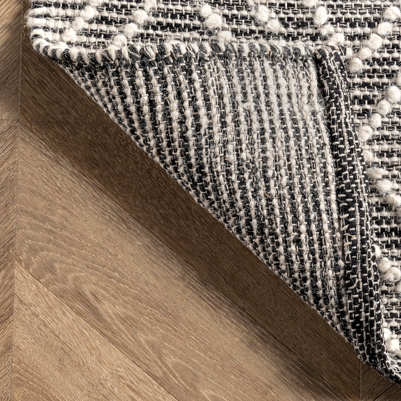 Nuloom Flora Handmade Textured Diamonds Wool Area Rug