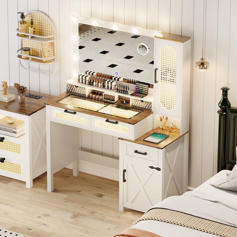 Makeup Vanity With LED Light and Charging Station