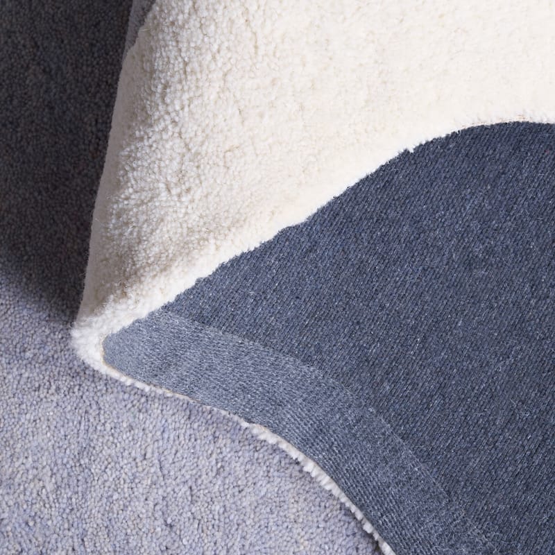 SAFAVIEH Handmade Metro Hidemi Wool Rug