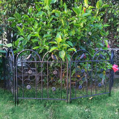 Decorative Garden Fence Outdoor Metal Wire Fencing (Set of 5)