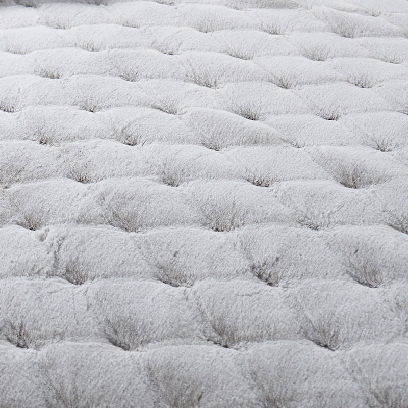 Jacquard rabbitfake fauxfur throw blanket 50"x60"