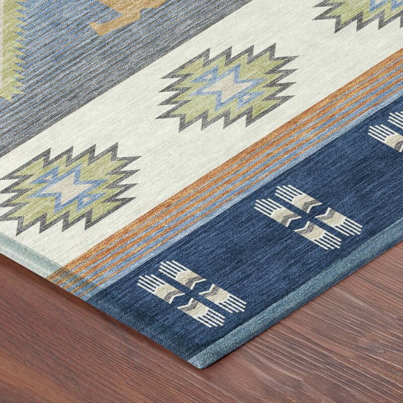 Machine Washable Indoor/ Outdoor Global Chennai Chantille Rug