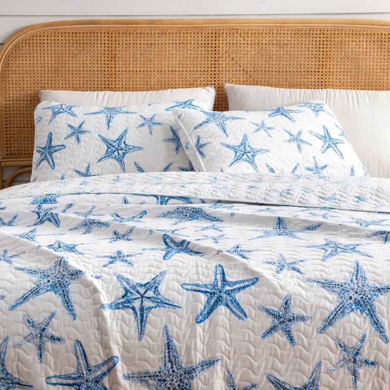 Premium Blue Starfish Microfiber Quilt Set With Shams