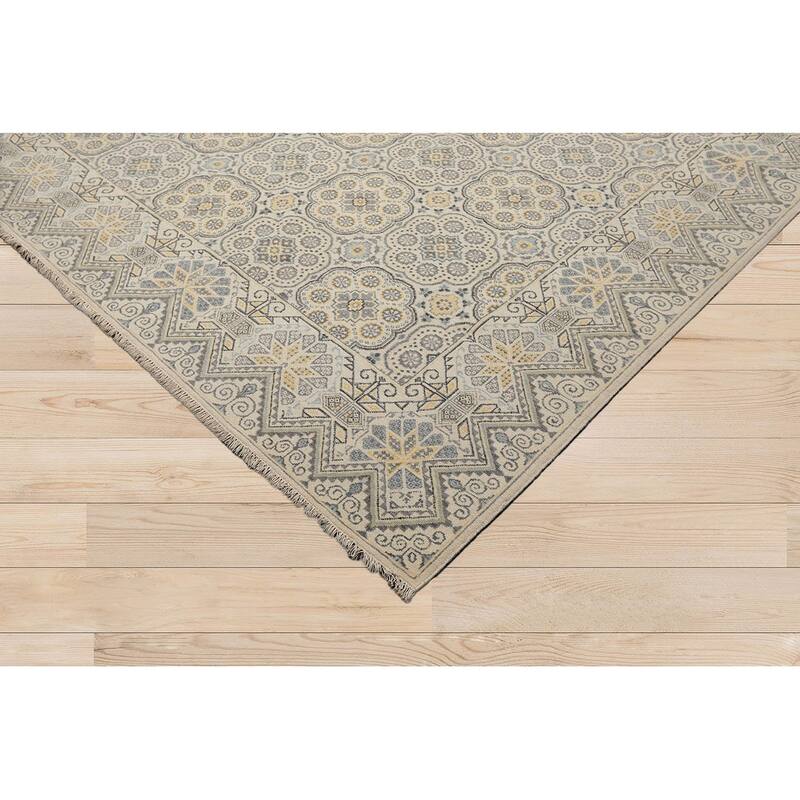 Beige 100% Wool Oriental Rug, Hand Knotted in Transitional Style - 8' x 10'