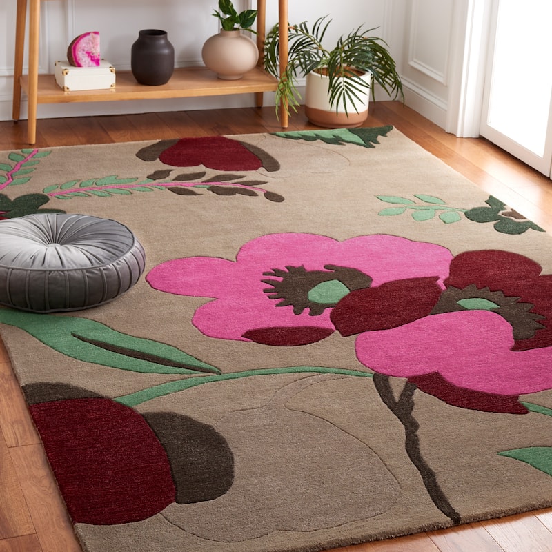 SAFAVIEH Handmade Bella Nahide Modern Floral Wool Rug - 6' x 9' - Sand/Multi