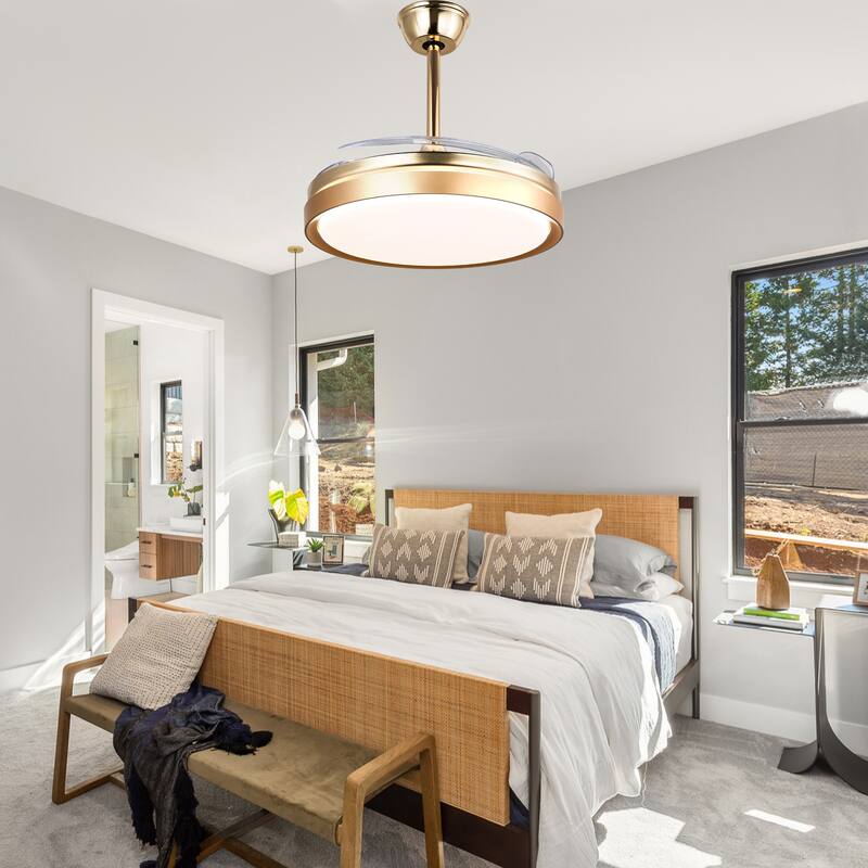 Cusp Barn 42 Inch Retractable Ceiling Fan with Lights, Modern Silent DC Motor 6 Speeds Chandelier Ceiling Fan for Bedroom