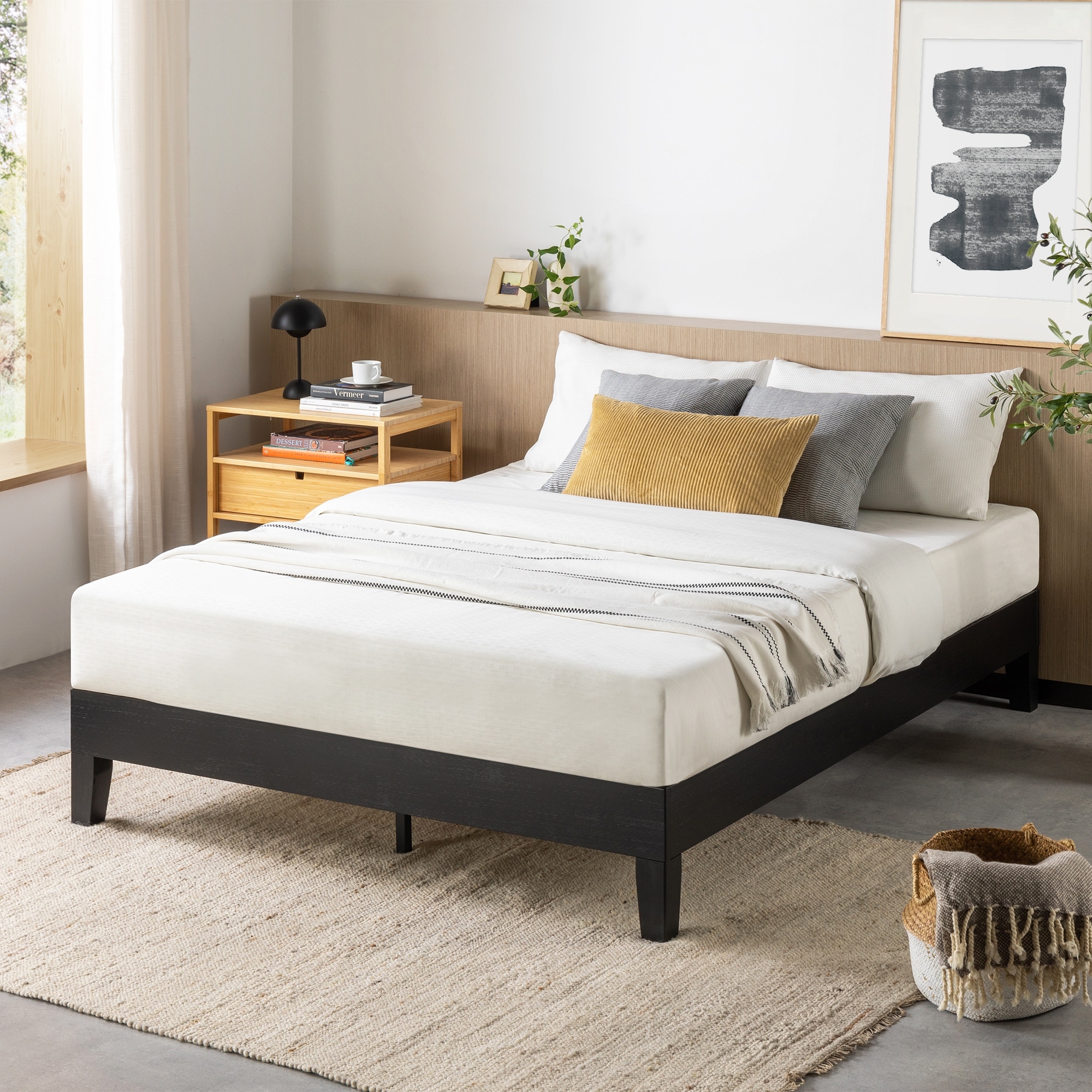 Grand Solid Wood 12 inch Platform Bed Frame by Crown Comfort