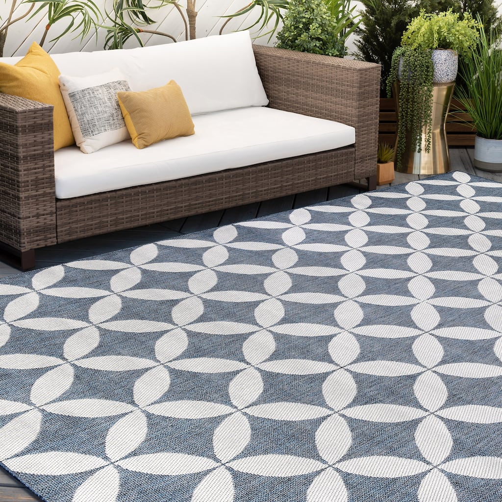Vision Modern & Contemporary Geometric Indoor/Outdoor Area Rug