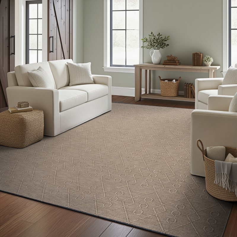 Alameda Solid Color Geometric Machine Washable Indoor Area Rug