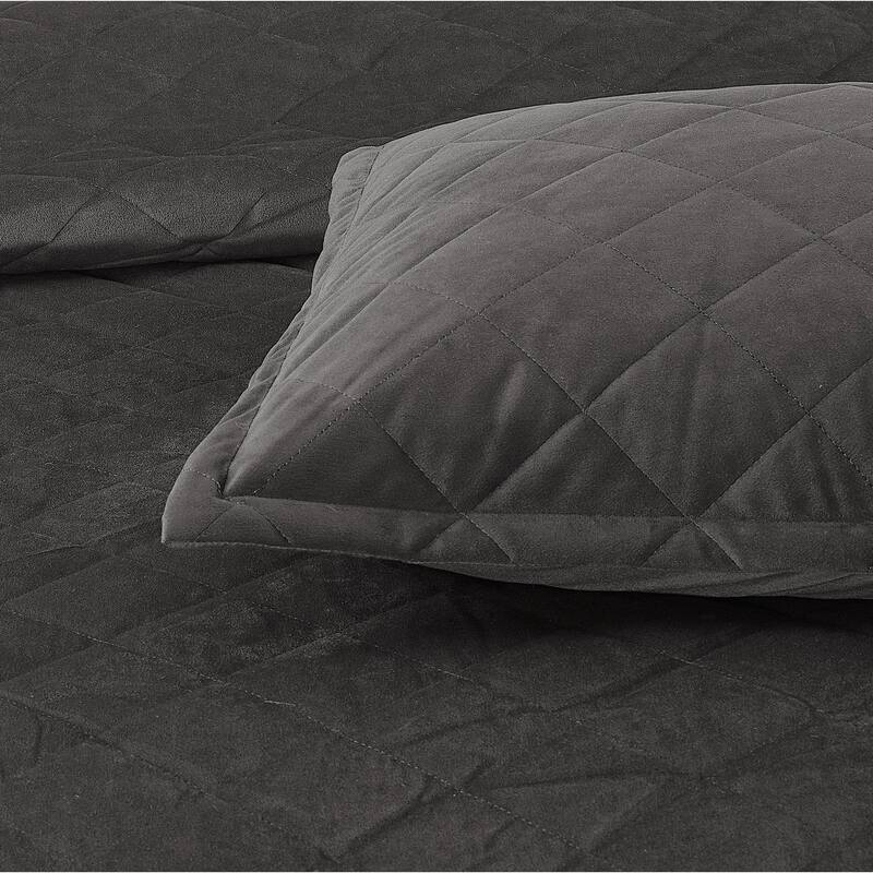 Serenta Velvet Quilts 5 Piece Ultra Soft Floor Touching Bedspread Set