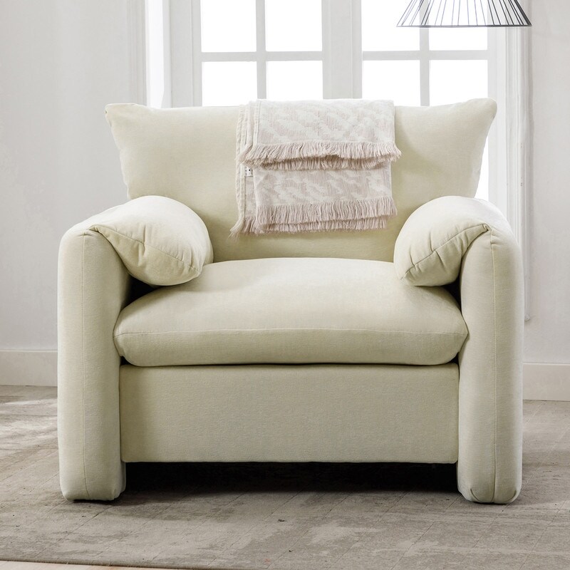 Oversized outlet lounge chair