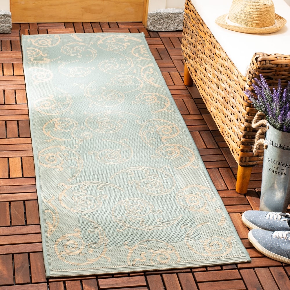 SAFAVIEH Courtyard Brunhilda Indoor/ Outdoor Waterproof Patio Backyard Rug