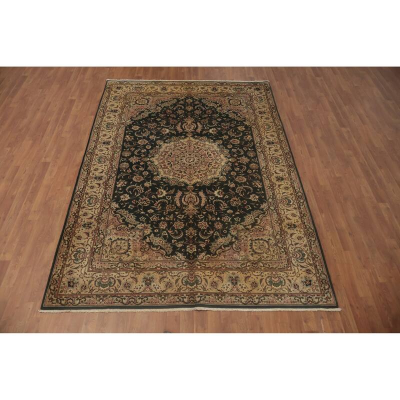 Hand Knotted Oriental Wool & Silk Carpet Traditional Floral Green Aubusson Area Rug - 9' 0'' X 6' 2''