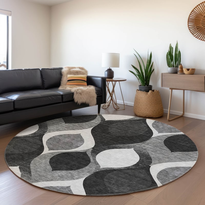 Machine Washable Indoor/ Outdoor Chantille Contemporary Geo Rug
