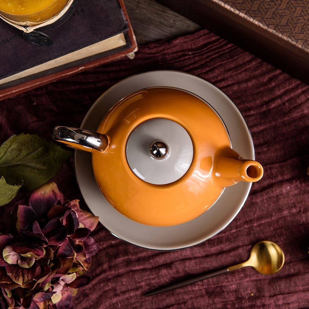 Artvigor, Tea for One Teapot And Cup Servizio da tè in Porcellana Teiera  Set con Tazza e Piattino Teiere Caffettiere Ceramica 3 Pezzi per 1 Persona  Giallo : : Casa e cucina