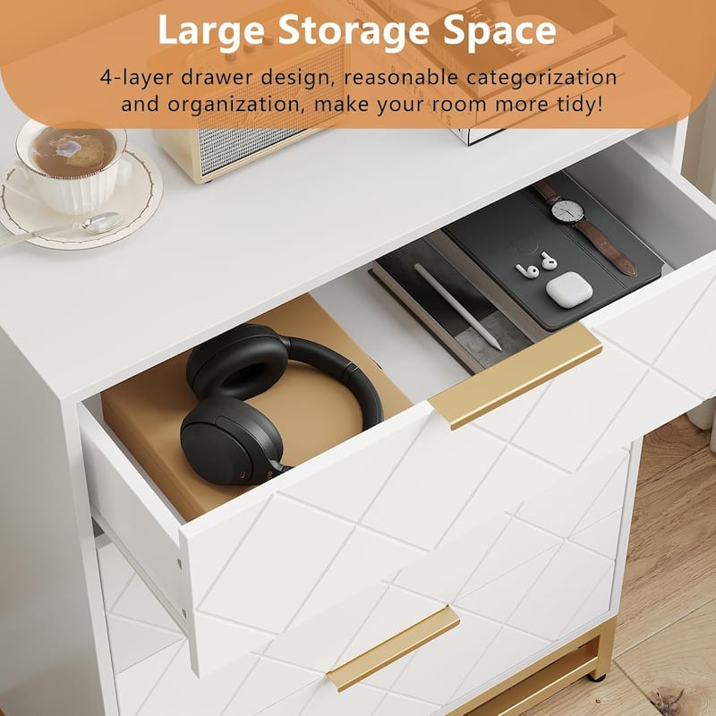 Chest of 4 Drawers Dresser with Metal Handle