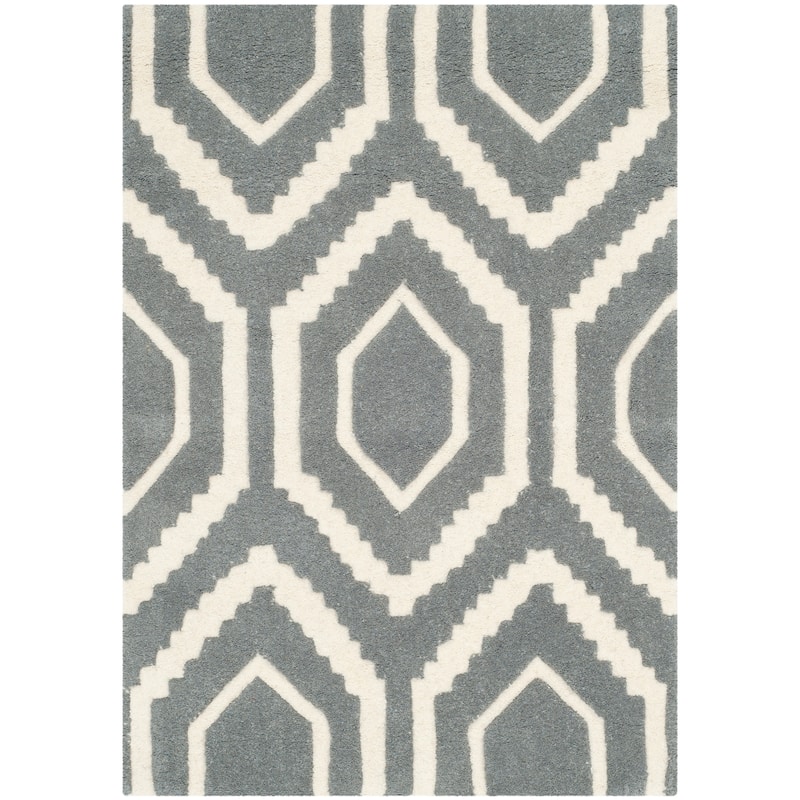 SAFAVIEH Handmade Chatham Altrud Moroccan Modern Wool Rug - 2'3" x 5' - Dark Grey/Ivory