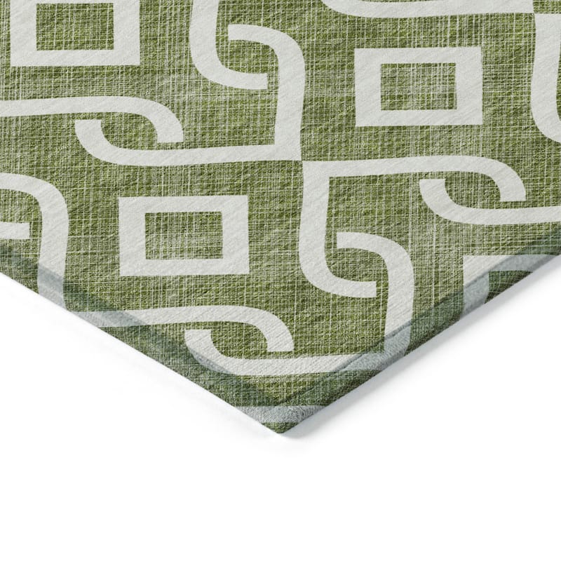 Machine Washable Indoor/ Outdoor Chantille Modern Trellis Rug