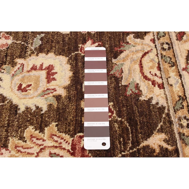 ECARPETGALLERY Hand-knotted Peshawar Oushak Dark Brown Wool Rug - 4'0 x 6'3