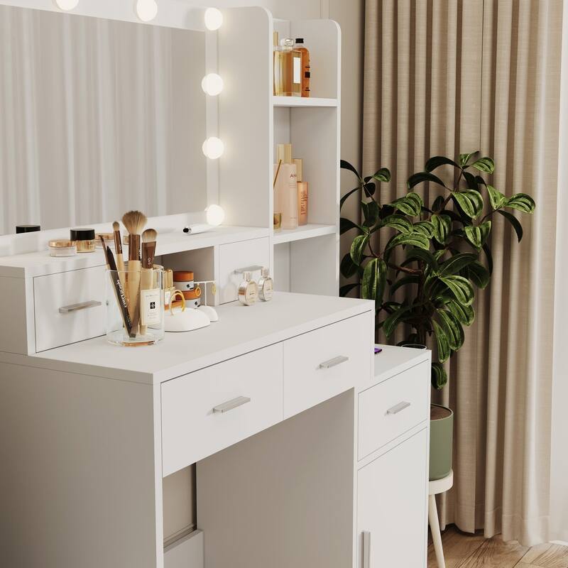 5 drawer 43.31 in. W Dresser Table with Mirror