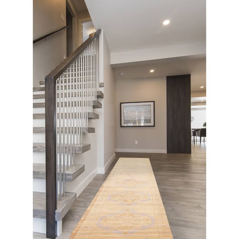 ECARPETGALLERY Hand-knotted Jules Serapi Ivory Wool Rug - 2'8 x 14'9