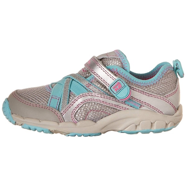 stride rite made 2 play sneaker