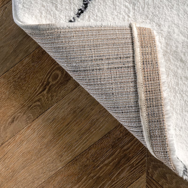 Nuloom Hand Tufted Corinth Area Rug - 4' x 6'
