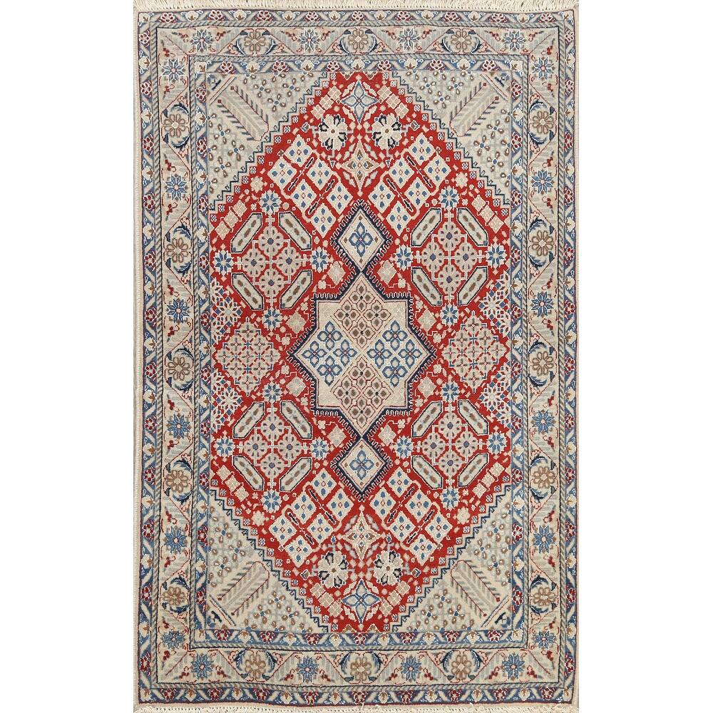 Wool/ Silk Geometric Nain Persian Area Rug Hand-knotted Carpet - 2'6" x 3'6"