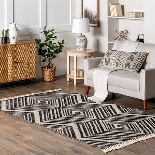 Nuloom Danny Geometric Cotton Tassel Area Rug.